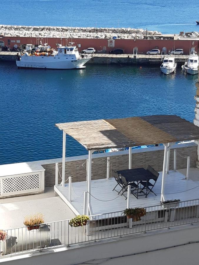 Appartamento Maridea - La Darsena Ponza Esterno foto