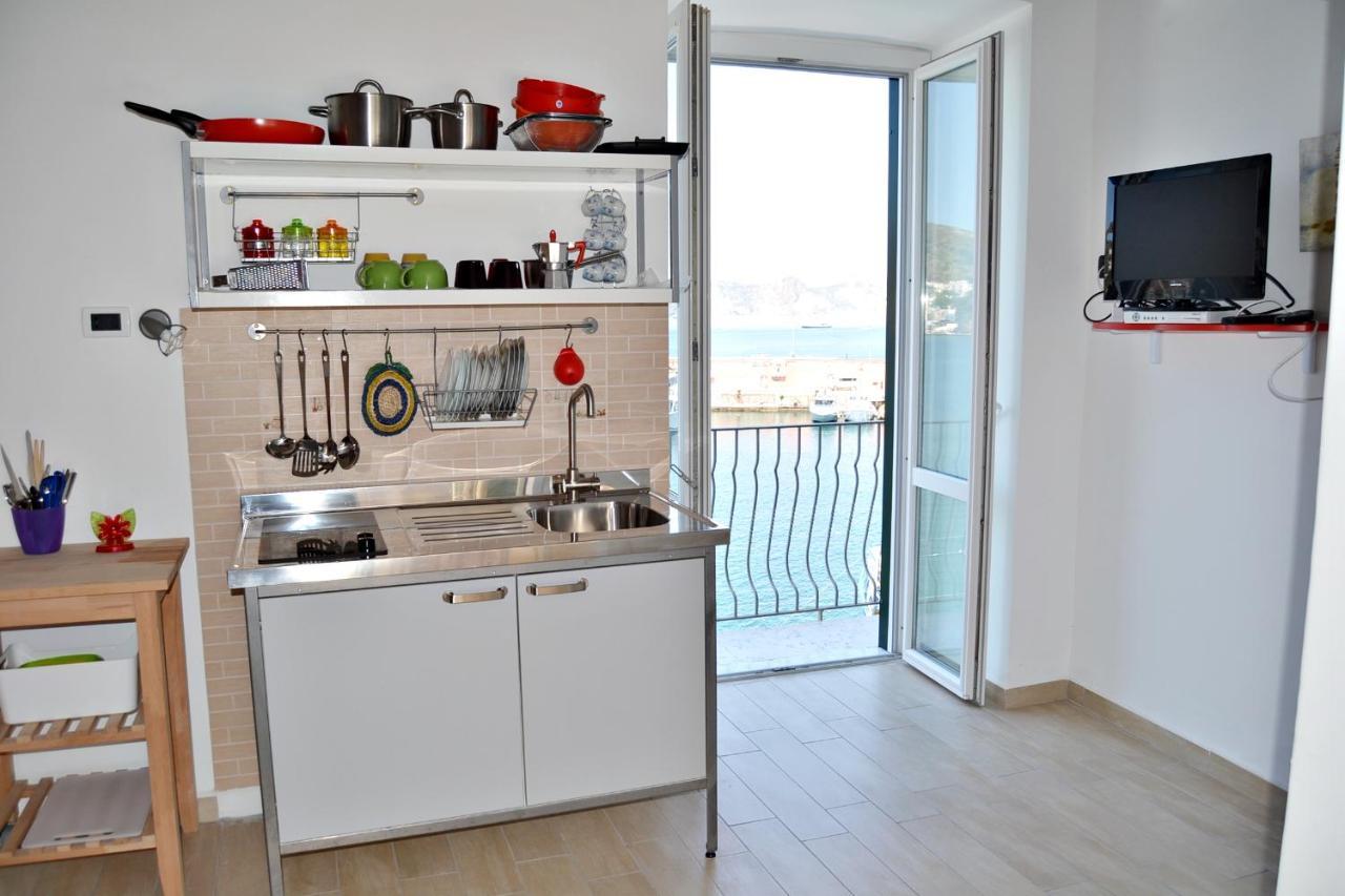 Appartamento Maridea - La Darsena Ponza Esterno foto
